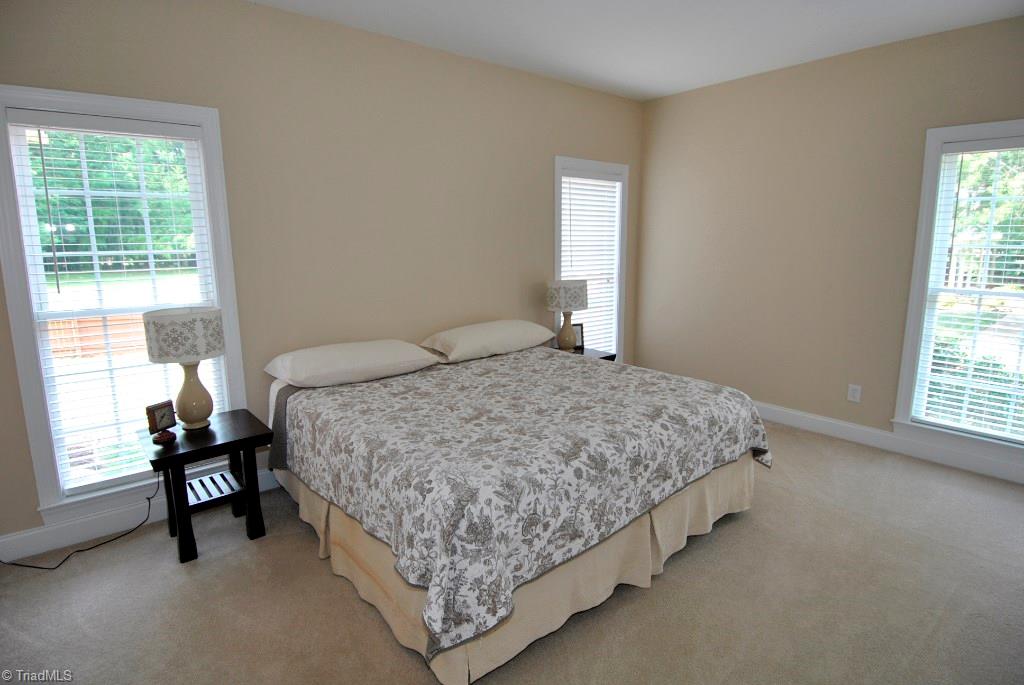 3603 Hunting Ridge Drive High Point, NC 27265 - Photo 11 of 21 Gallery Image 11