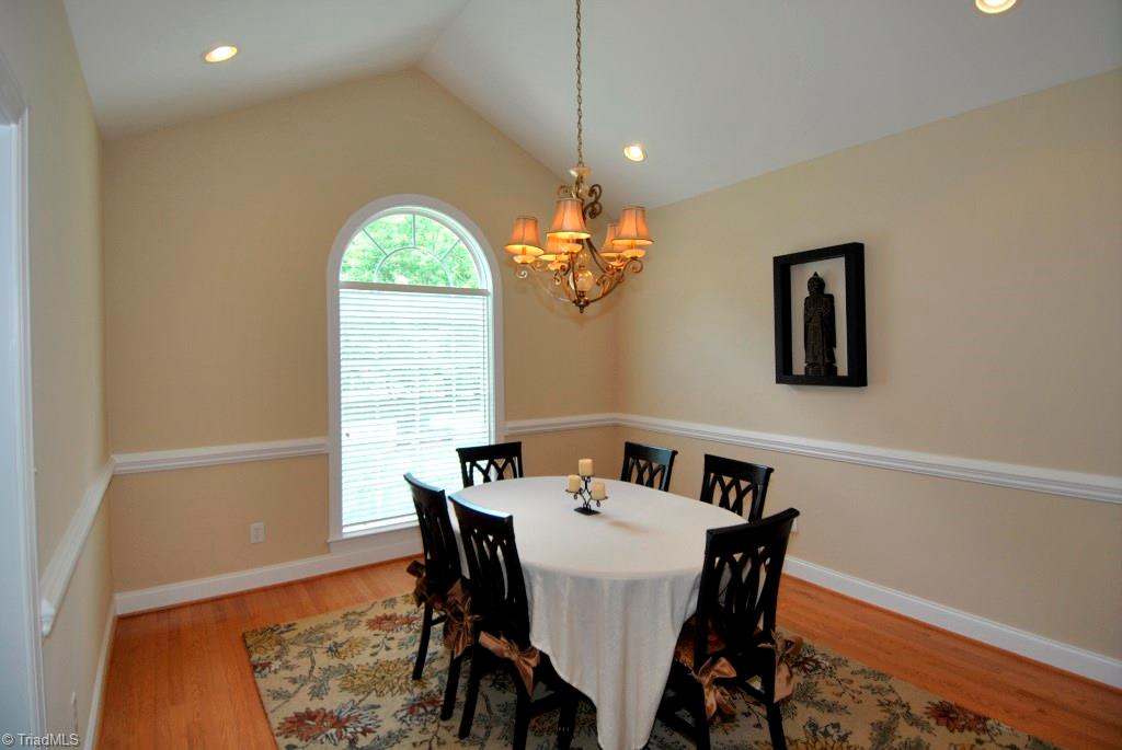 3603 Hunting Ridge Drive High Point, NC 27265 - Photo 4 of 21 Gallery Image 4