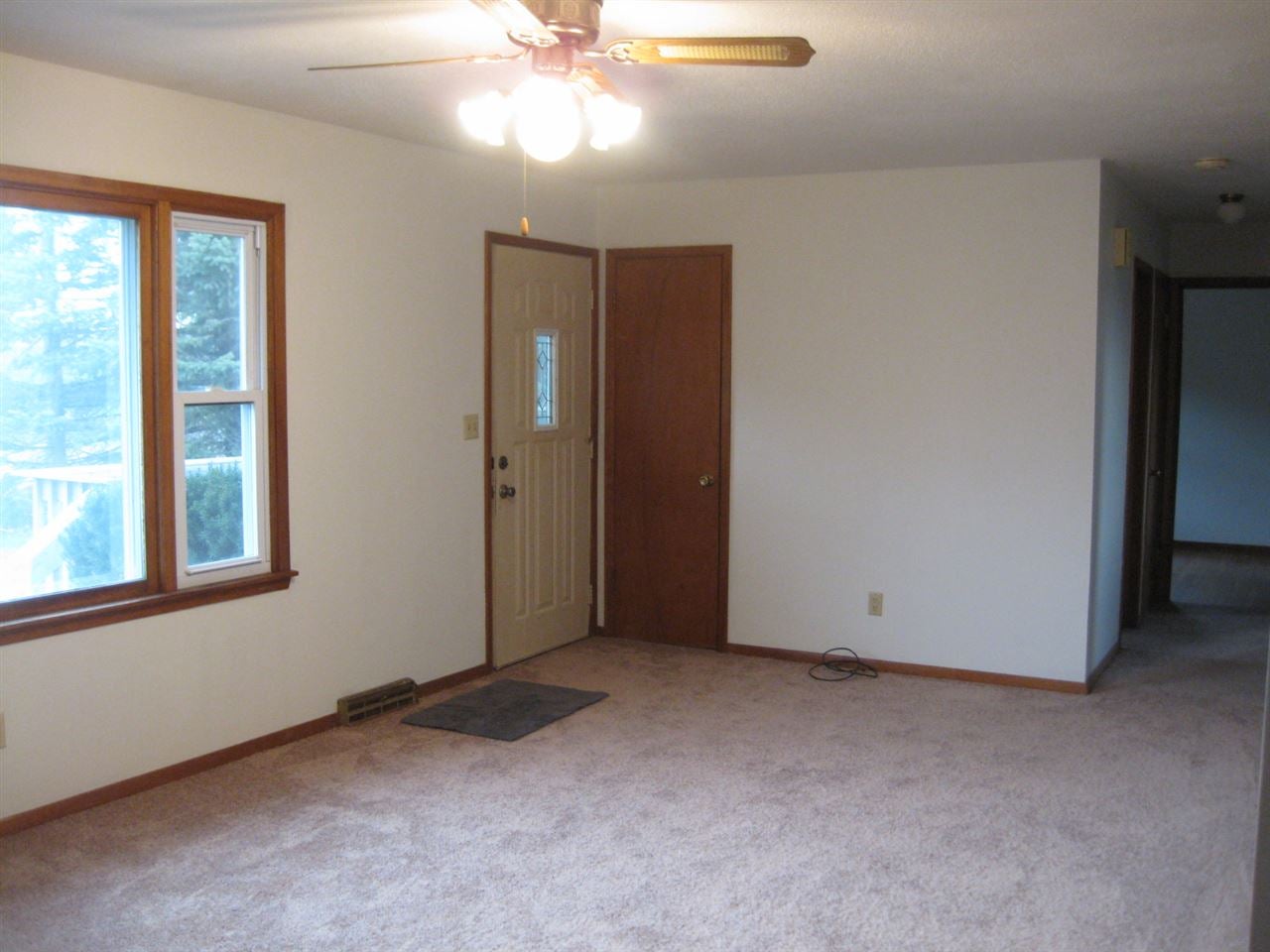 602 Main Street East Shellsburg, IA 52332 - Photo 4 of 17 Gallery Image 4