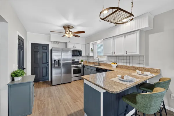 $254,000 | 8915 Deering Street, Livonia, MI 48150