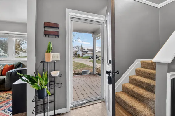 $254,000 | 8915 Deering Street, Livonia, MI 48150