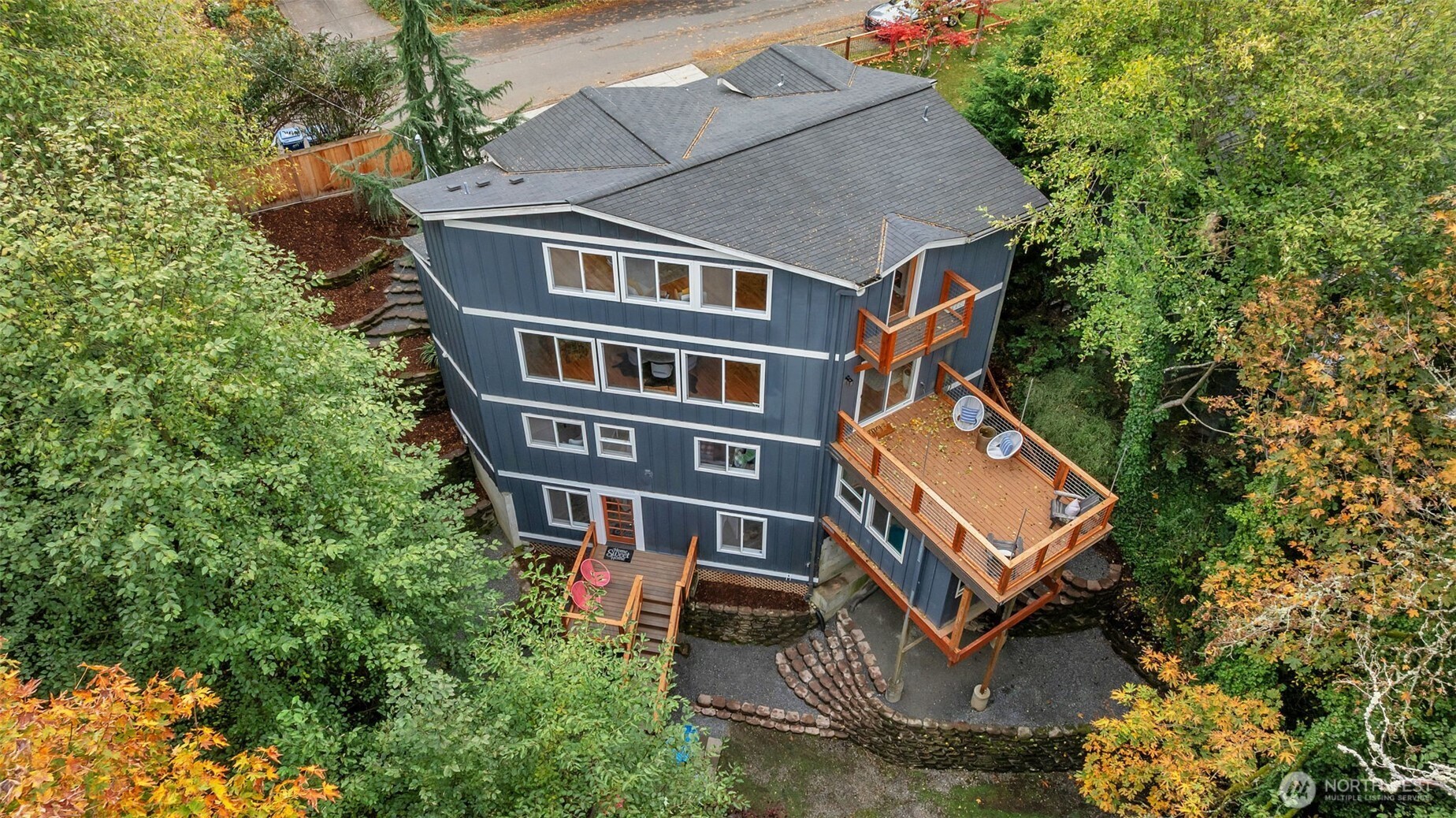 2708 Northeast 98th Street Seattle, WA 98115 - Photo 2 of 40