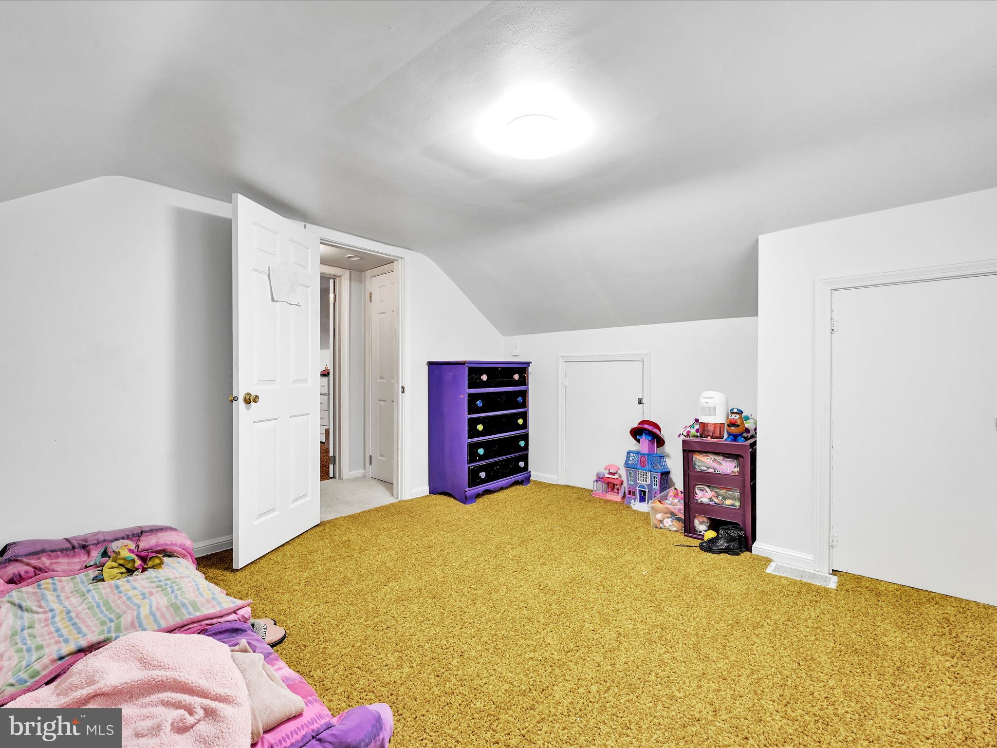 21 Landis Road Ephrata, PA 17522 - Photo 20 of 30 3rd Bedroom