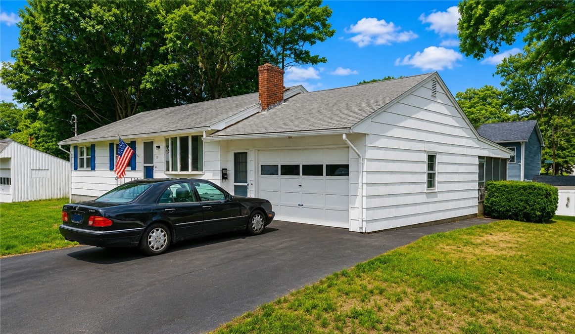 35 Williams Street Coventry, RI 02816 - Photo 5 of 8