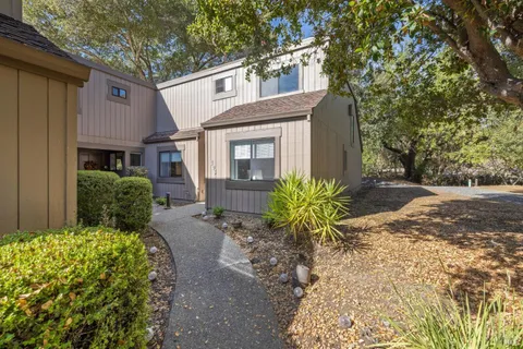 $725,000 | 106 Indian Way, Novato, CA 94949