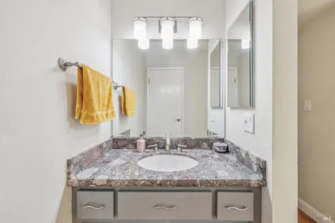 $725,000 | 106 Indian Way, Novato, CA 94949