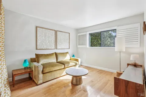 $725,000 | 106 Indian Way, Novato, CA 94949