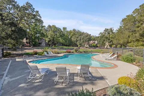 $725,000 | 106 Indian Way, Novato, CA 94949