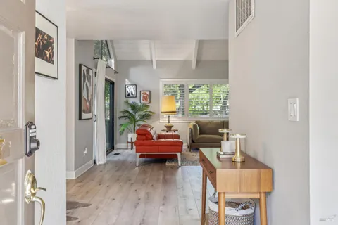 $725,000 | 106 Indian Way, Novato, CA 94949