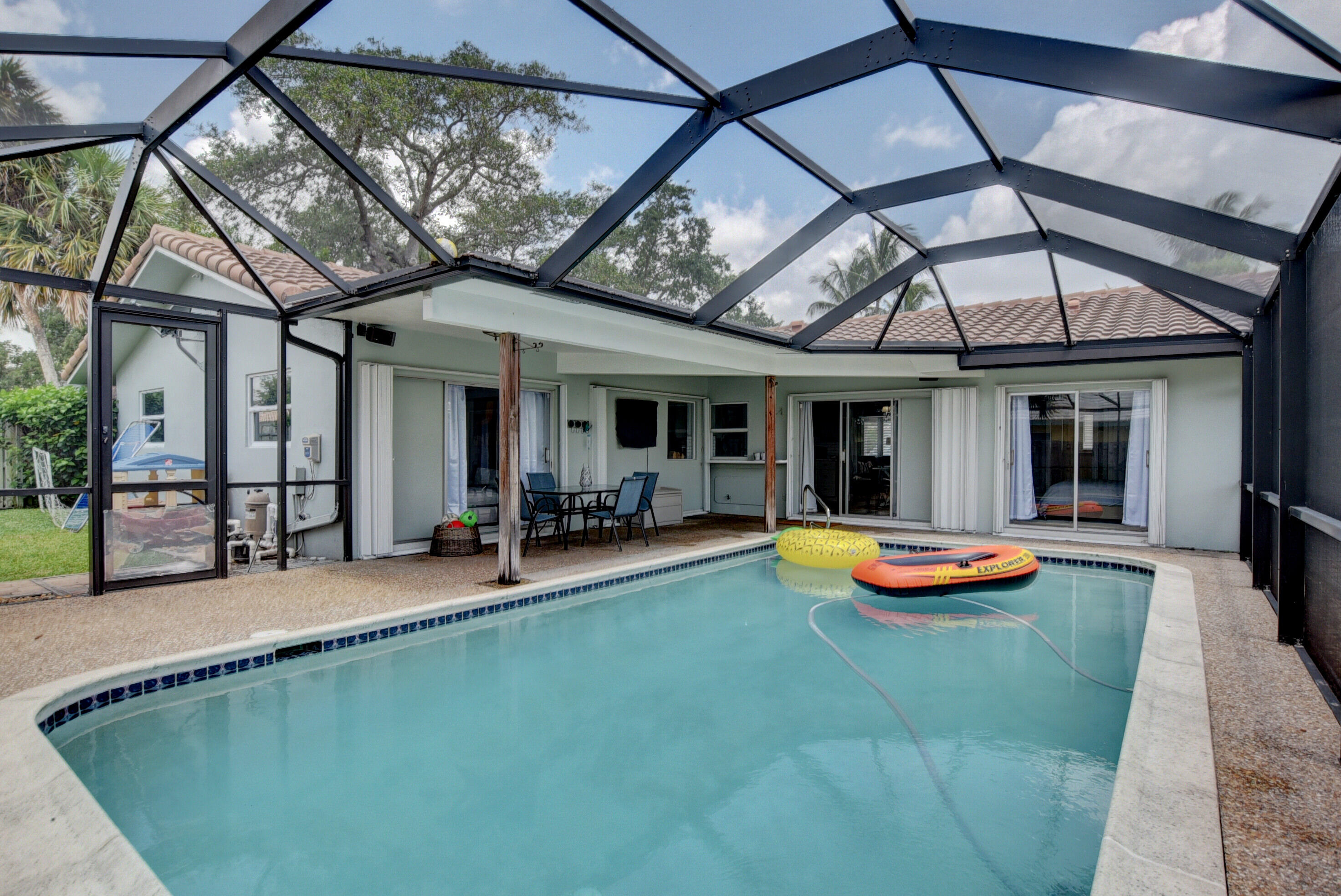 1098 Southwest 4th Street Boca Raton, FL 33486 - Photo 5 of 37 Pool