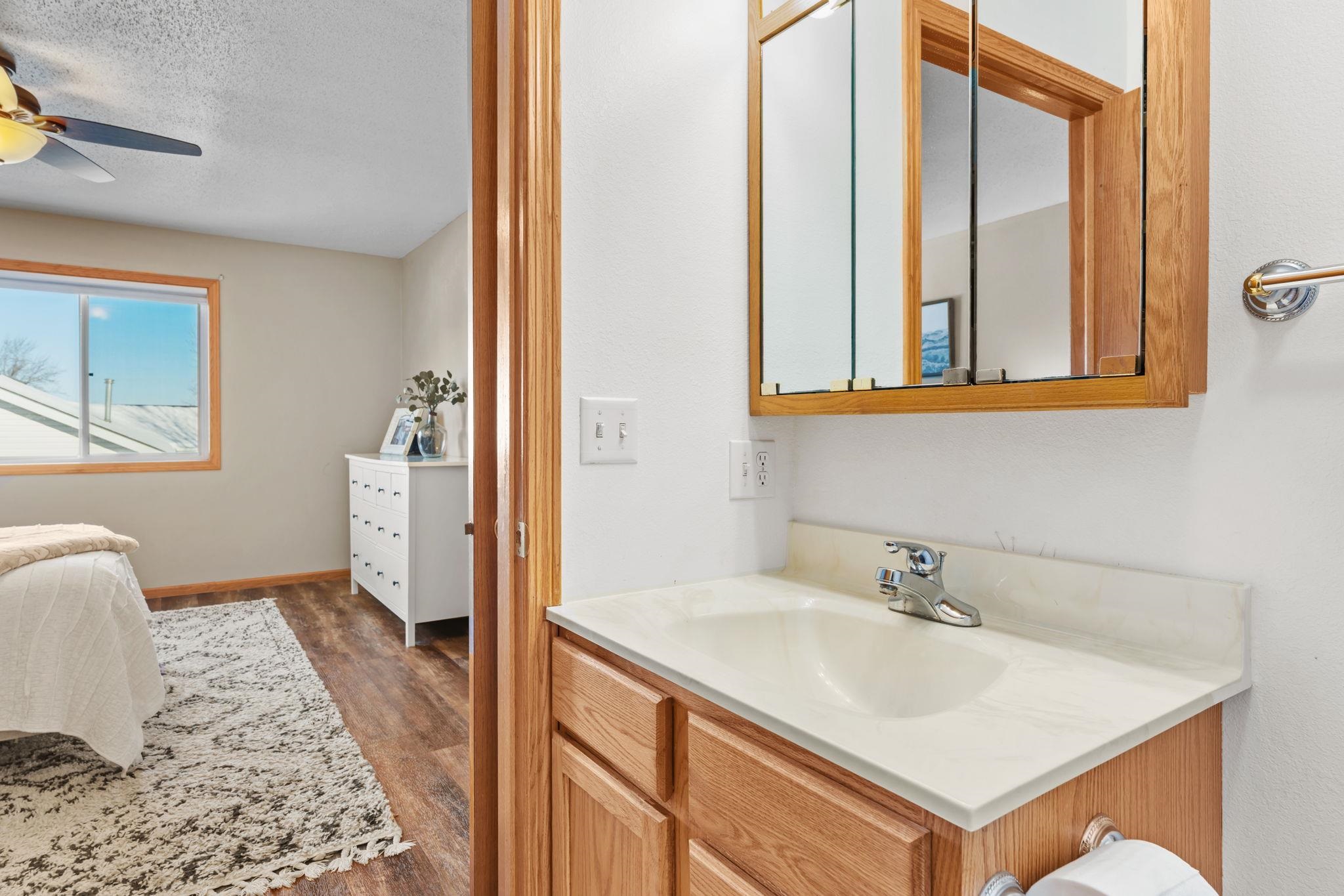 531 Midway Drive Reedsburg, WI 53959 - Photo 23 of 58