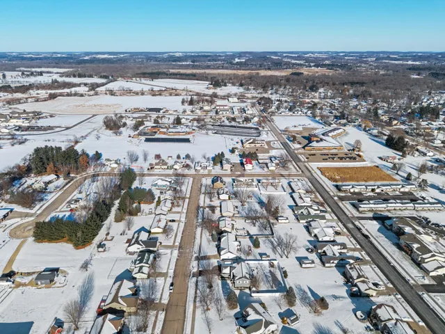 $399,900 | 531 Midway Drive, Reedsburg, WI 53959