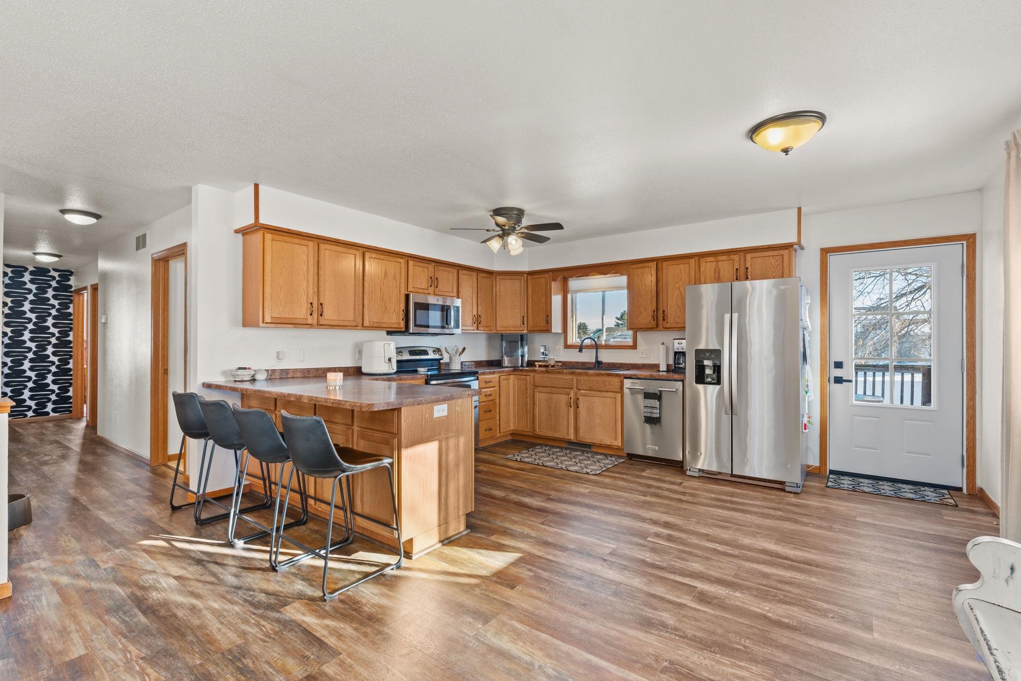 531 Midway Drive Reedsburg, WI 53959 - Photo 7 of 58