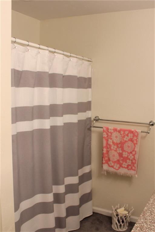 307 Wineberry Ridge Court Irwin, PA 15642 - Photo 14 of 18 Master bath tub/shower combo with a filtered showerhead.