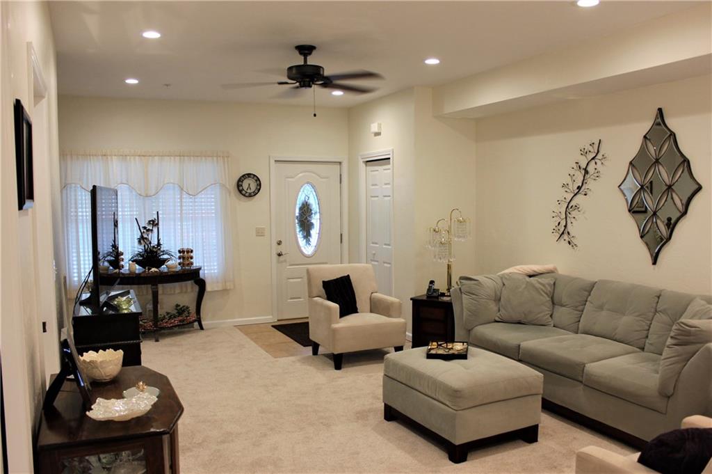 307 Wineberry Ridge Court Irwin, PA 15642 - Photo 8 of 18 Alternate view of the living area.