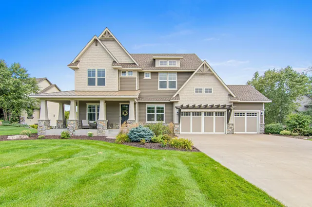 $1,075,000 | 3197 Norcrest Avenue North, Stillwater, MN 55082
