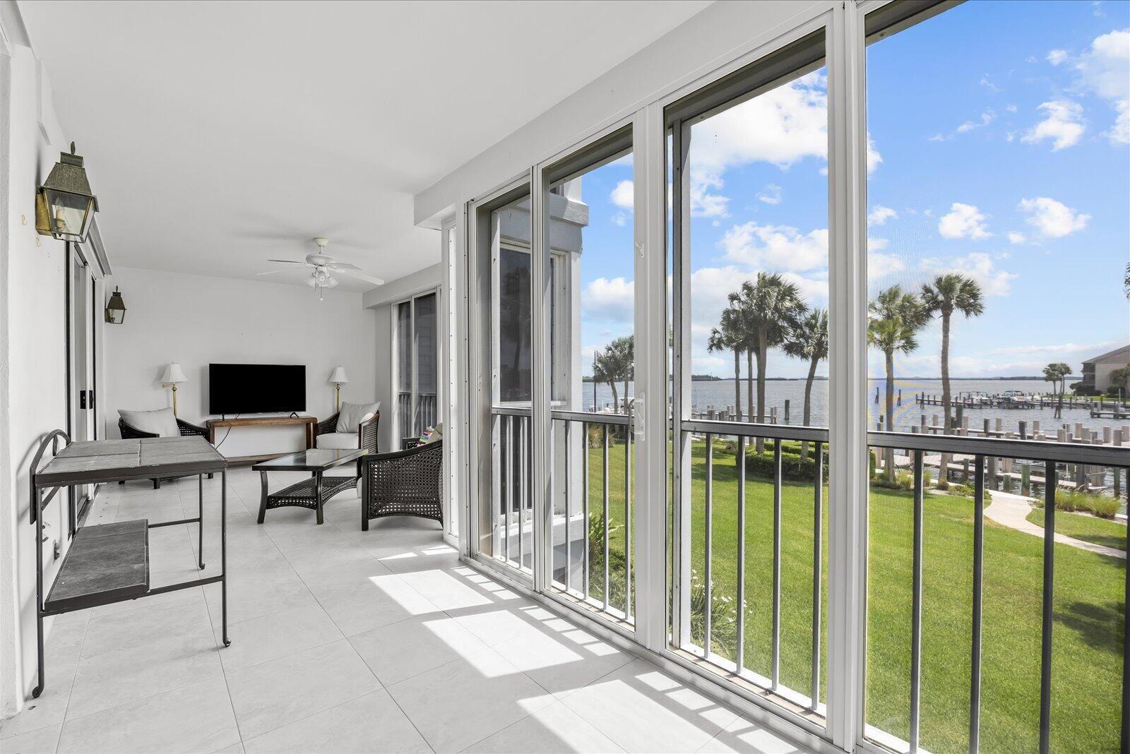 1903 Bay Road, Unit 206 Vero Beach, FL 32963 - Photo 21 of 31 1000004665