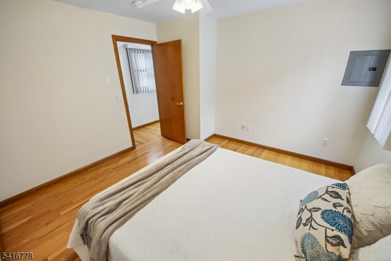 63 Waydell Street Newark, NJ 07105 - Photo 28 of 48