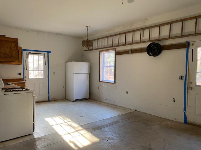 617 Plains Road Readfield, ME 04355 - Photo 5 of 34 IMG_5498