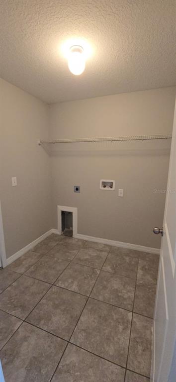 2216 4th Street Southwest Ruskin, FL 33570 - Photo 5 of 27