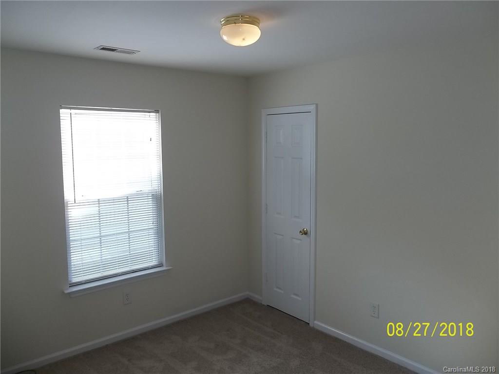 930 Valley Ridge Road Charlotte, NC 28214 - Photo 20 of 21