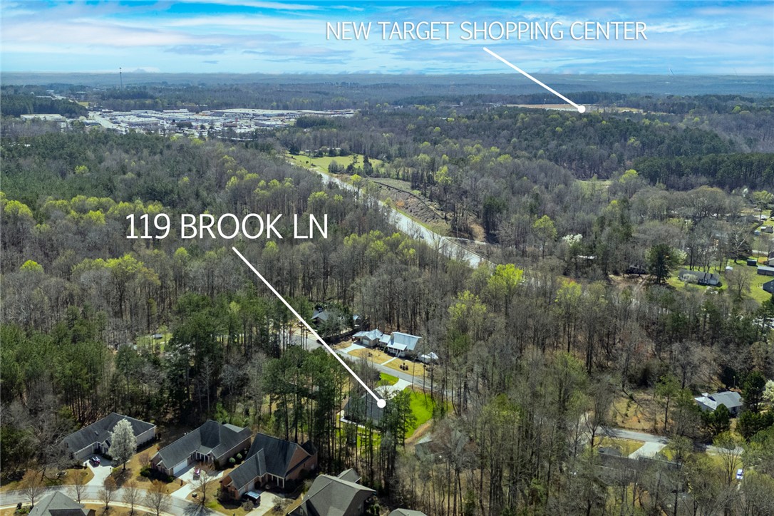 119 Brook Lane Seneca, SC 29672 - Photo 39 of 43 An aerial perspective showcases a vibrant neighborhood and its proximity to amenities.