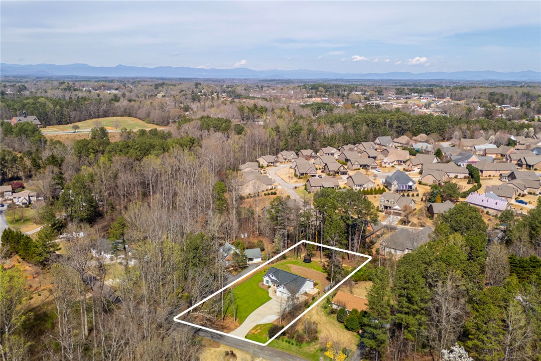119 Brook Lane Seneca, SC 29672 - Photo 43 of 43 An aerial perspective reveals a serene home nestled within a verdant, established community.