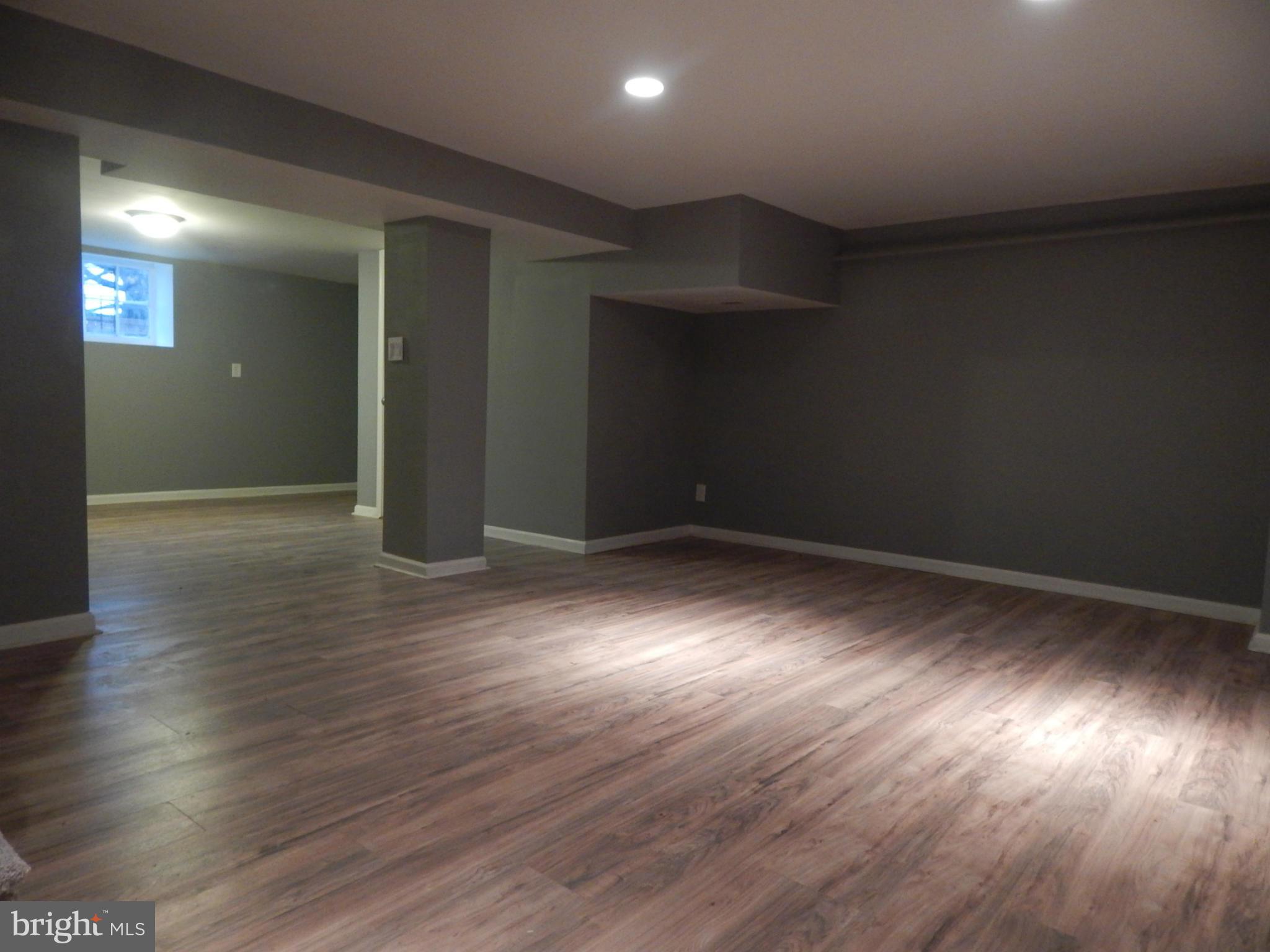 1601 Ralworth Road Baltimore, MD 21218 - Photo 5 of 30 Family Room