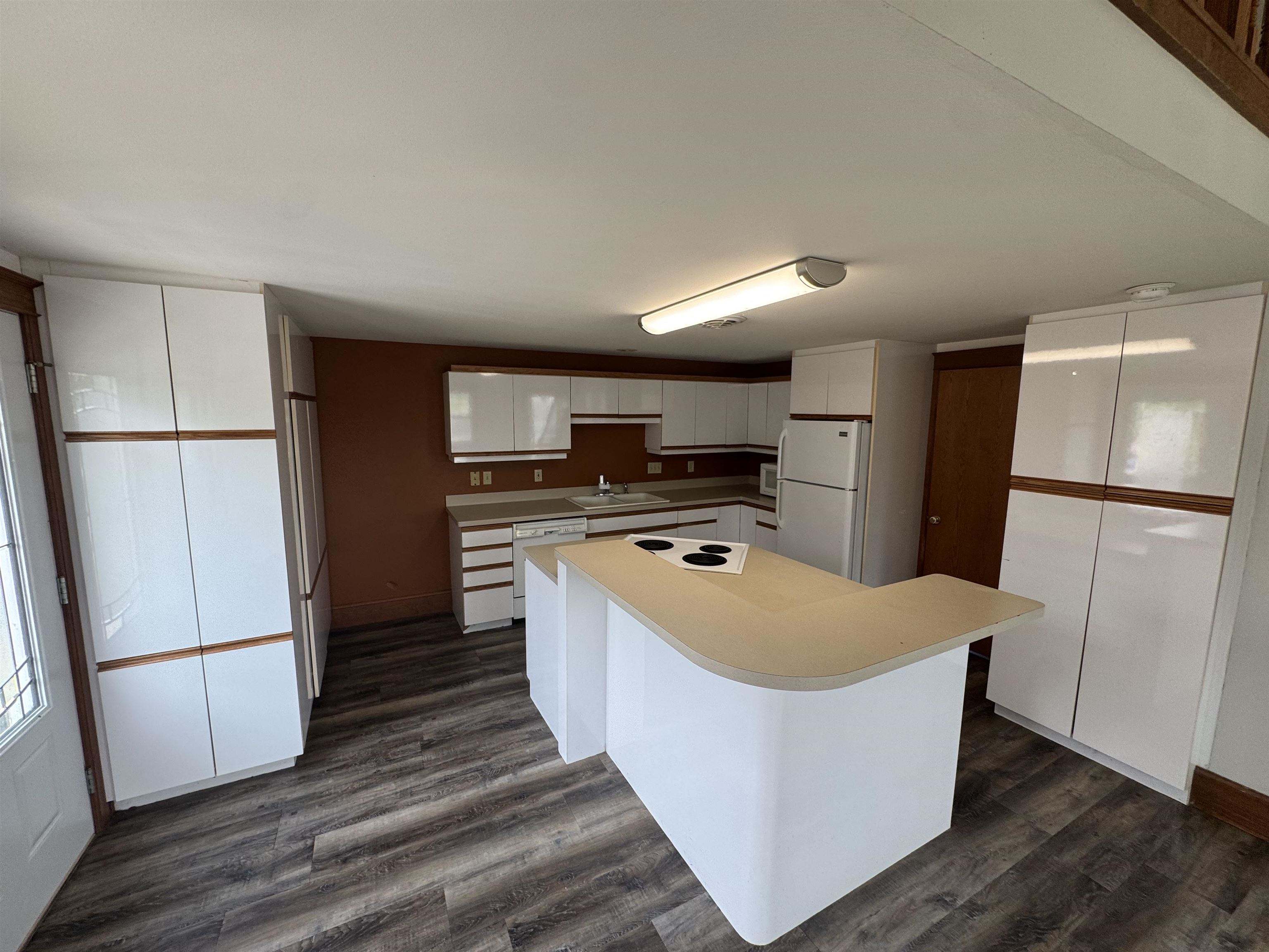 208 West Main Street, Unit 208 Sun Prairie, WI 53590 - Photo 9 of 24