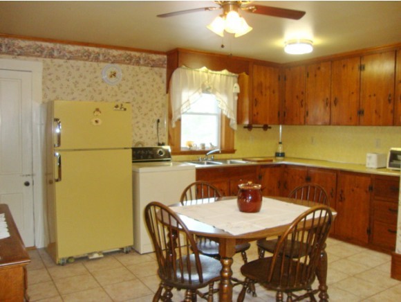 32 South Village Road Loudon, NH 03307 - Photo 12 of 35