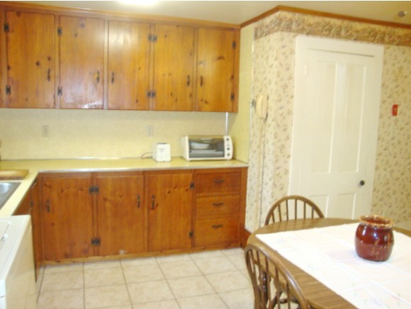 32 South Village Road Loudon, NH 03307 - Photo 13 of 35