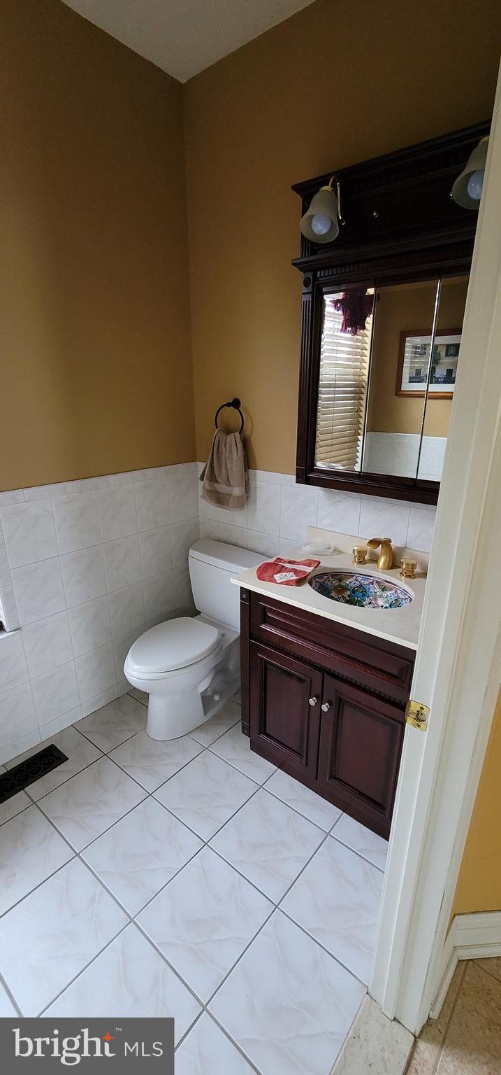 427 Colts Run Road Williamstown, NJ 08094 - Photo 8 of 29 Gallery Image 8