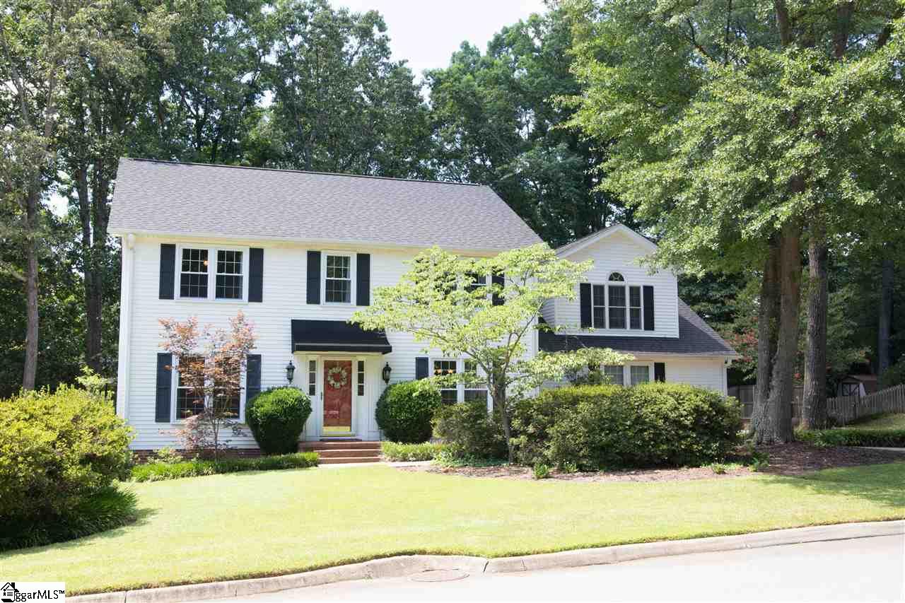 111 Creekside Road Greer, SC 29650 - Photo 3 of 36 Gallery Image 3