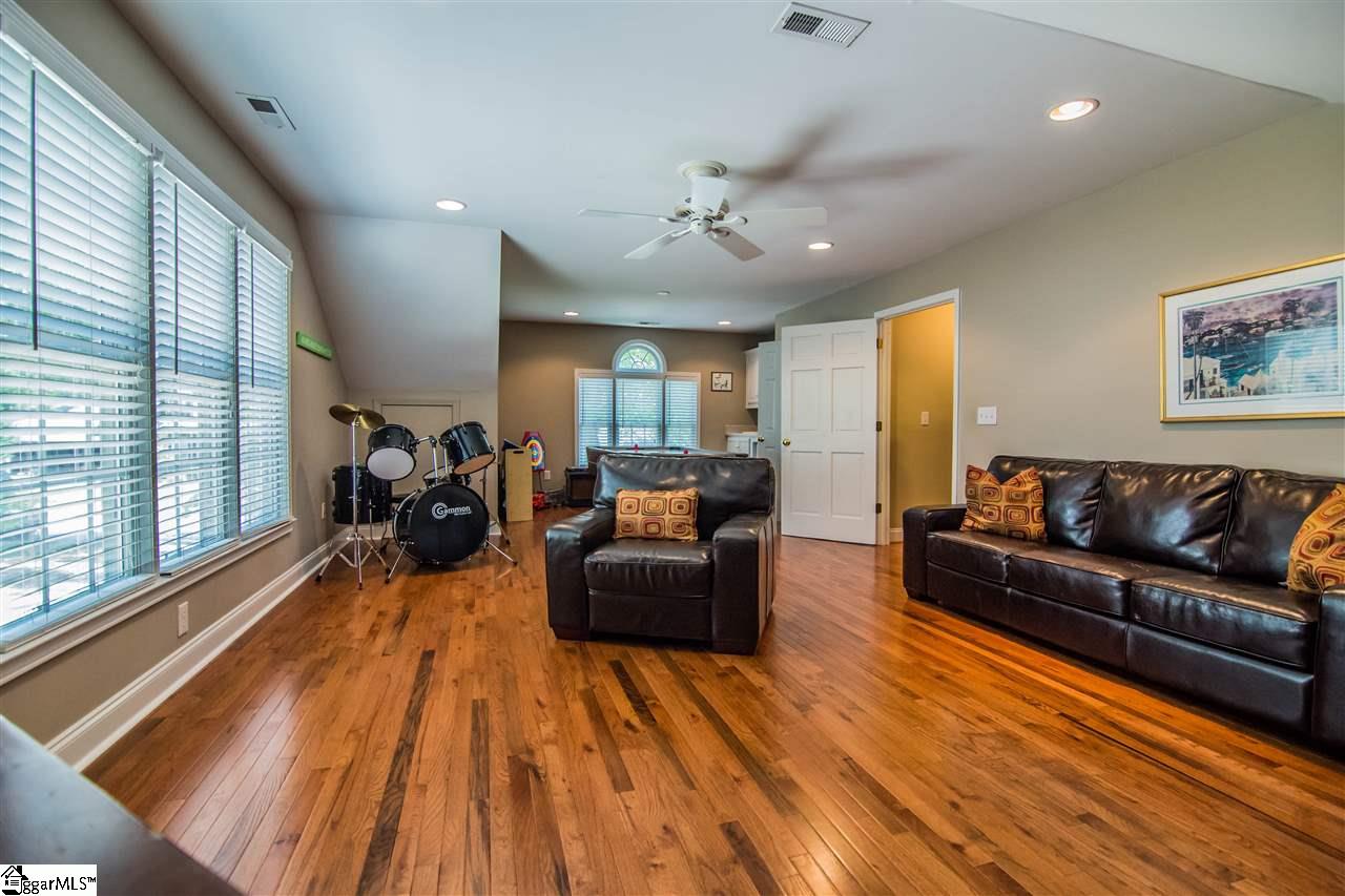 111 Creekside Road Greer, SC 29650 - Photo 21 of 36 Gallery Image 21