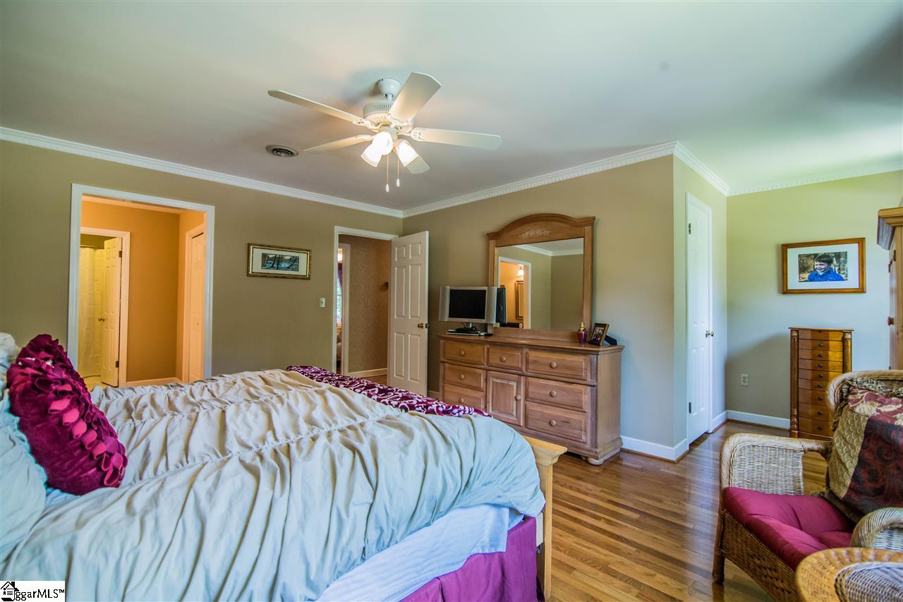 111 Creekside Road Greer, SC 29650 - Photo 30 of 36 Gallery Image 30
