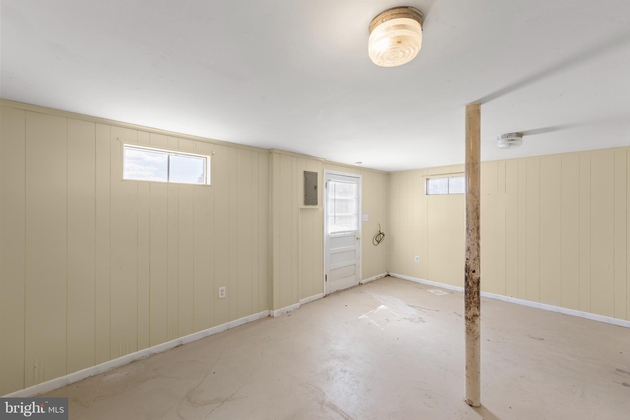 1156 Salem Church Road Stephens City, VA 22655 - Photo 20 of 37 a view of an empty room with a window