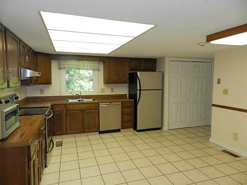 1171 Ridgeview Court Avon, IN 46123 - Photo 10 of 24