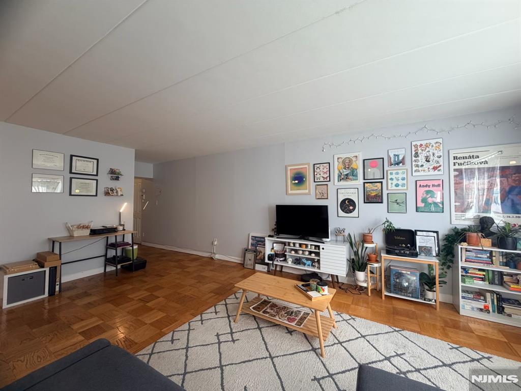 25 Jefferson Street, Unit 3E Hackensack, NJ 07601 - Photo 4 of 7