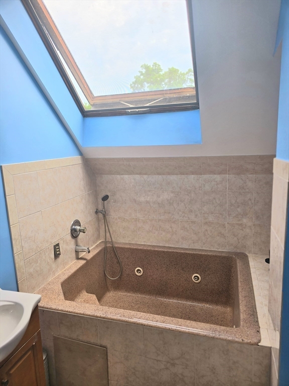45-47 Sylvan Street Springfield, MA 01108 - Photo 25 of 27 Gallery Image 25