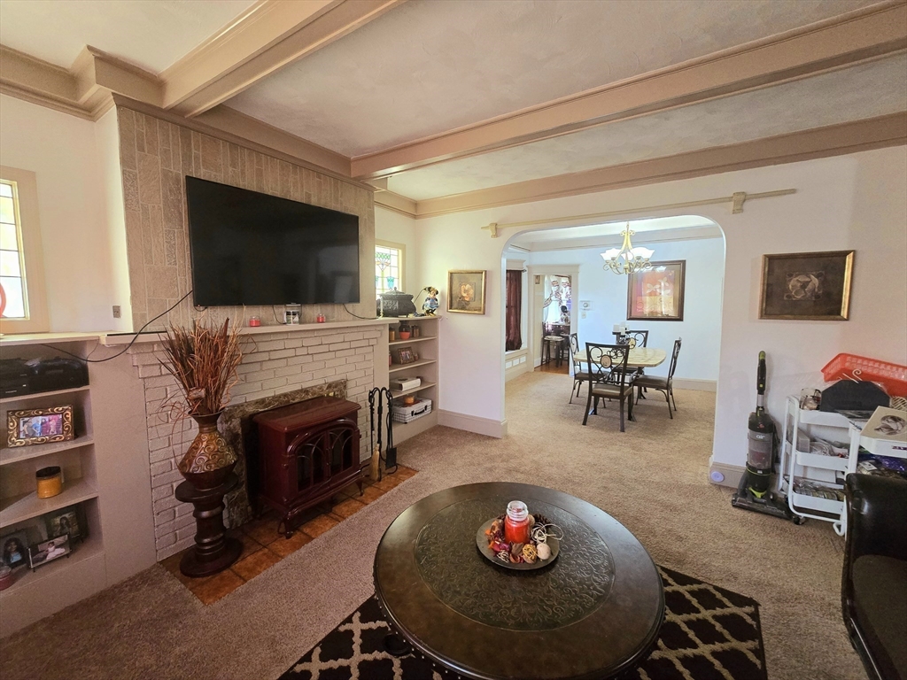 45-47 Sylvan Street Springfield, MA 01108 - Photo 10 of 27 Gallery Image 10