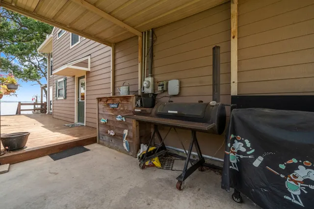 $880,000 | 1436 Indian Hill Boulevard, Livingston, TX 77351