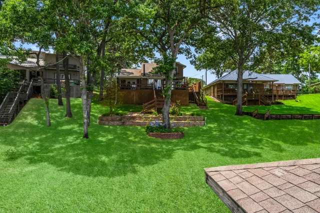 $880,000 | 1436 Indian Hill Boulevard, Livingston, TX 77351