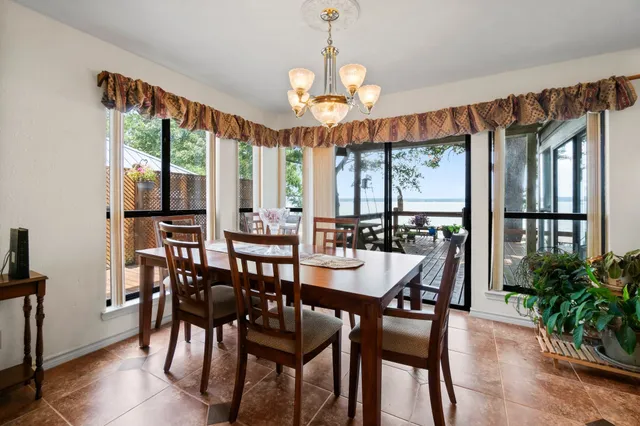 $880,000 | 1436 Indian Hill Boulevard, Livingston, TX 77351