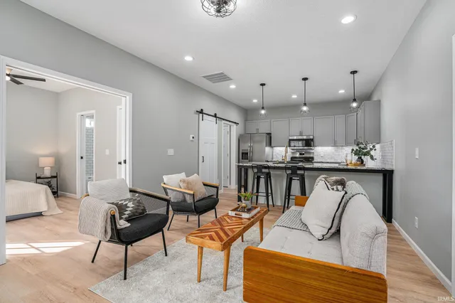 $229,900 | 102 South 7th Street, Pierceton, IN 46562