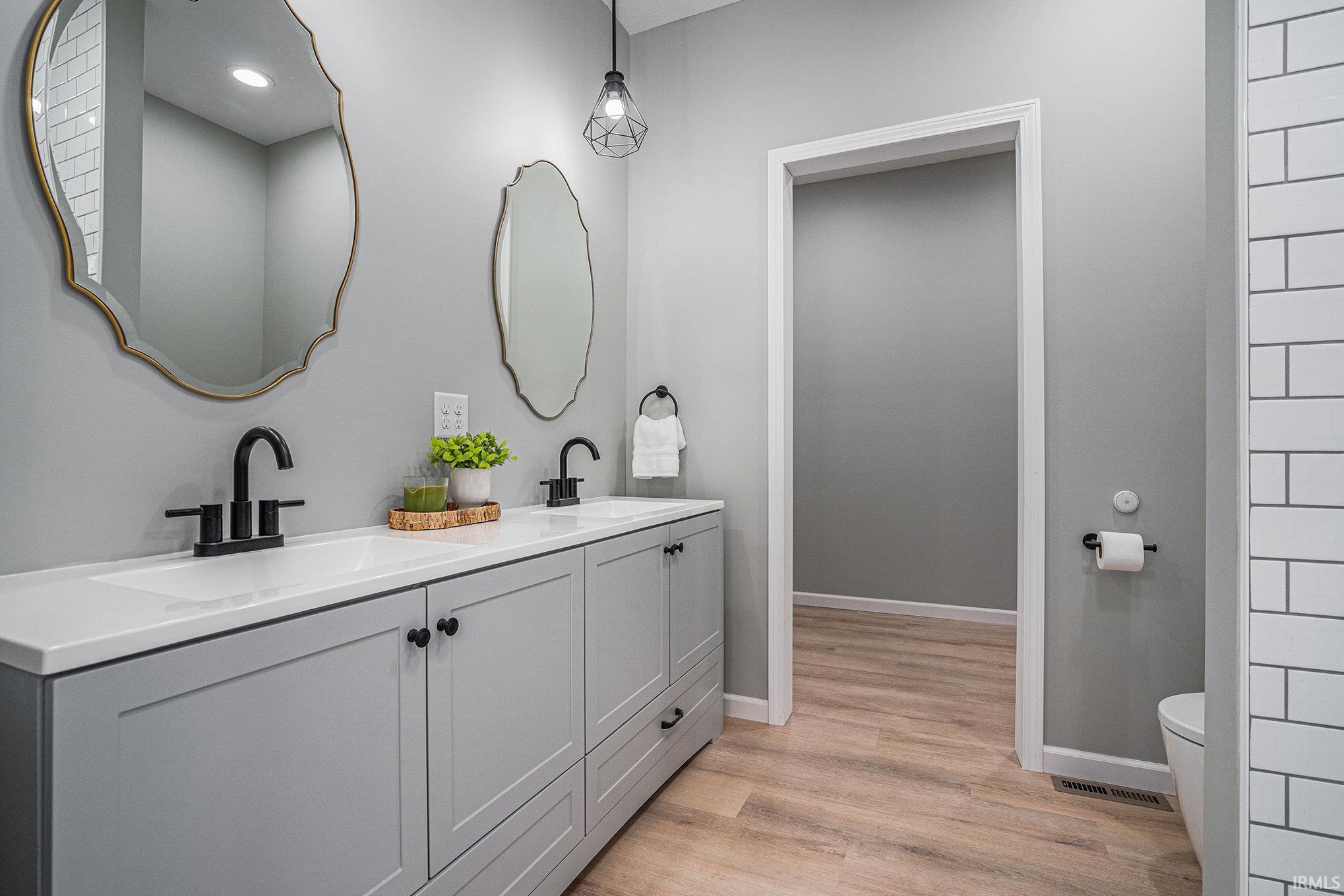 102 South 7th Street Pierceton, IN 46562 - Photo 8 of 14