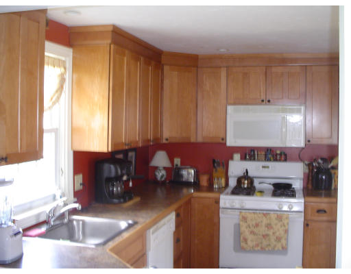 38 Surfside Road Scituate, MA 02066 - Photo 4 of 12 Gallery Image 4