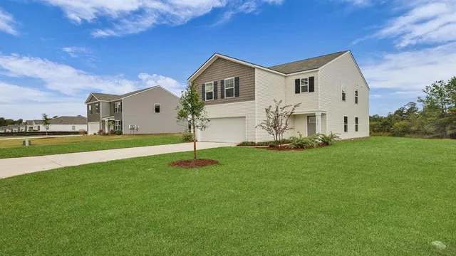 $309,900 | 1052 Mulligan Drive, Manning, SC 29102