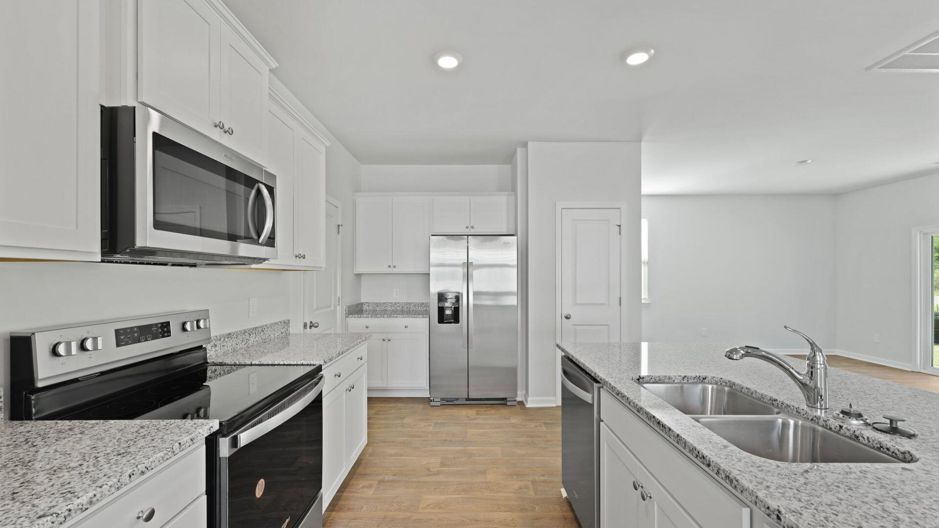 1052 Mulligan Drive Manning, SC 29102 - Photo 10 of 28 19-web-or-mls-550A0602