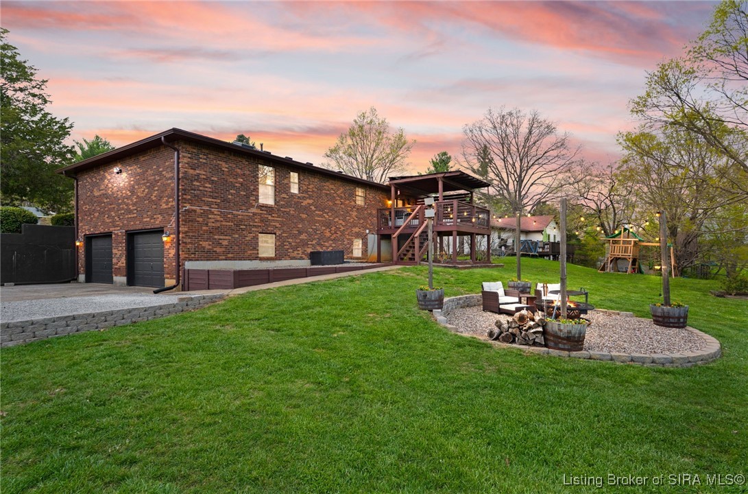 5510 Briarhill Drive Floyds Knobs, IN 47119 - Photo 2 of 88 Perfect place to entertain