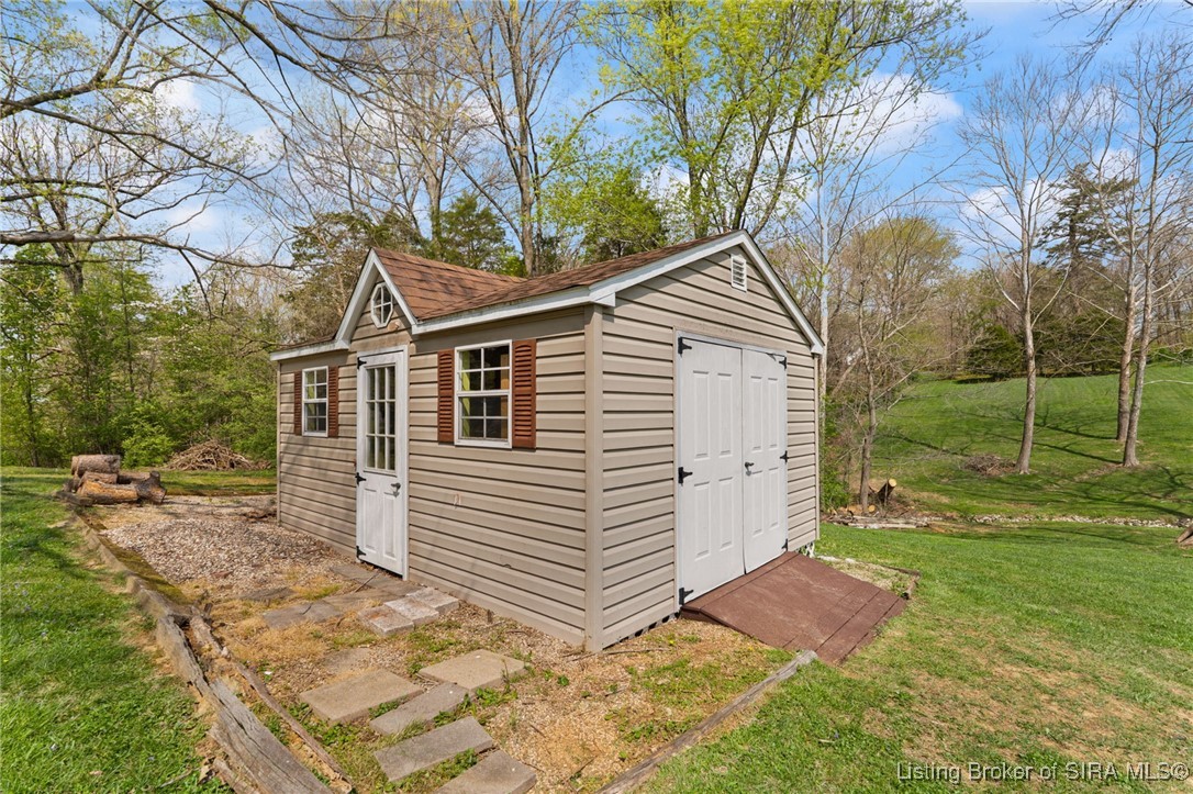 5510 Briarhill Drive Floyds Knobs, IN 47119 - Photo 35 of 88